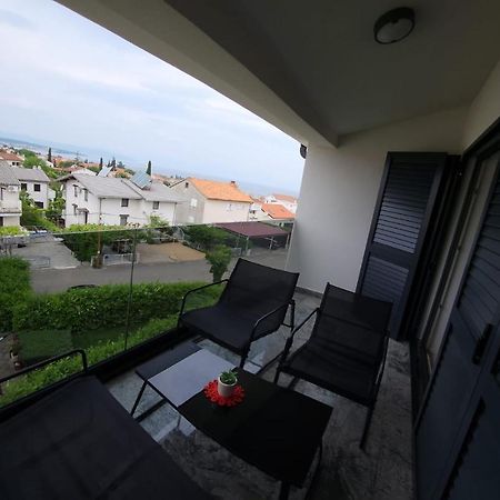 Apartmani M&L I M&J Malinska Ngoại thất bức ảnh